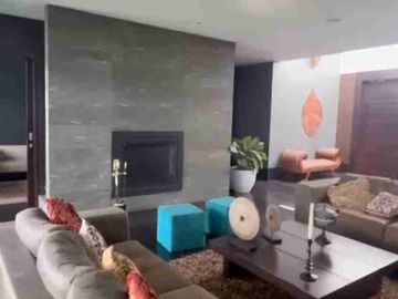 VENDO CASA VACIA DENTRO URBANIZACION EL CONDADO