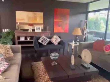 VENDO CASA VACIA DENTRO URBANIZACION EL CONDADO