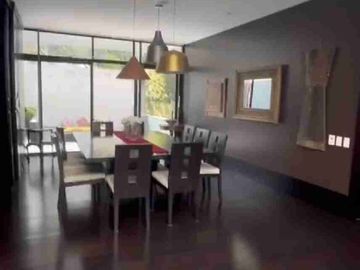 VENDO CASA VACIA DENTRO URBANIZACION EL CONDADO