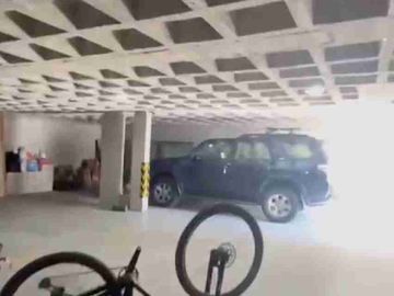 VENDO CASA VACIA DENTRO URBANIZACION EL CONDADO