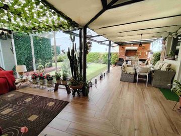 Vendo casa de una planta en el Valle de los Chillos.