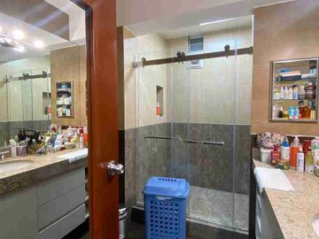 VENDO DPTO  PISO 1 FRENTE A PARQUE SAN BORJA