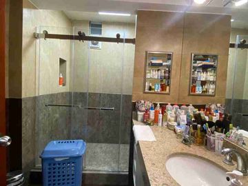 VENDO DPTO  PISO 1 FRENTE A PARQUE SAN BORJA