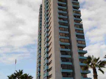 se vende hermoso departamento con vista al mar en exclusivo Edificio Los Delfines