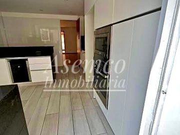 Venta de Moderna Casa en Chacarilla del Estanque – Surco
