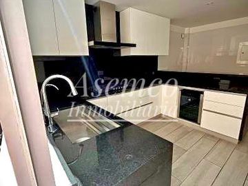 Venta de Moderna Casa en Chacarilla del Estanque – Surco