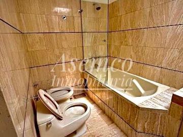 Venta de Moderna Casa en Chacarilla del Estanque – Surco