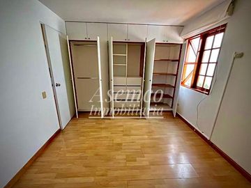 Venta de Moderna Casa en Chacarilla del Estanque – Surco