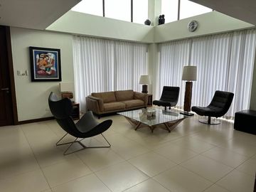 FOR SALE - Lakeview House and Lot in Tagaytay Midlands, Tanauan, Batangas
