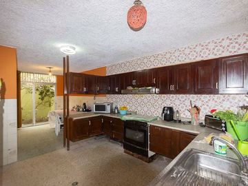 VENDO CASA COMO TERRENO SANTIAGO DE SURCO BAJO DE PRECIO ¨¨