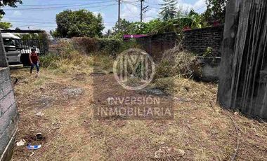 *☑️TERRENO EN VENTA CON CONSTRUCCIÓN Y SERVICIOS, LAS AMAPOLAS VERACRUZ📌*
*📐SUPERFICIE: 200M²*
*FRENTE: 10mts FRENTE X 20mts FONDO*
*PRECIO: $500,000