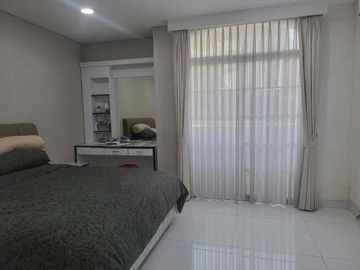 DiJual Rumah pik Flamboyan Golf Rumah Pantai Indah Kapuk