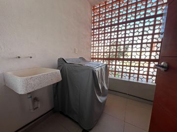 Estrena departamento con 2 recámaras (sólo 60 departamentos en el condominio)