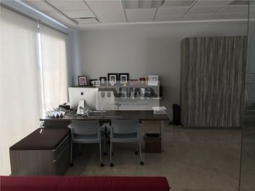 Oficinas en Venta en Colonia Real de Juriquilla, Querétaro.