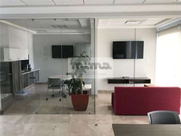 Oficinas en Venta en Colonia Real de Juriquilla, Querétaro.