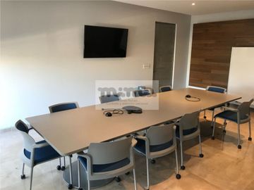 Oficinas en Venta en Colonia Real de Juriquilla, Querétaro.