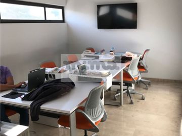 Oficinas en Venta en Colonia Real de Juriquilla, Querétaro.