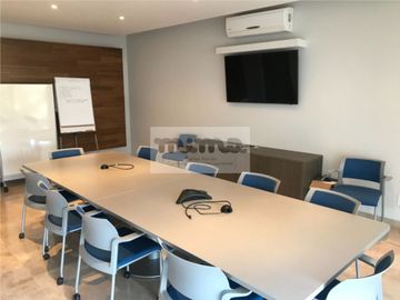 Oficinas en Venta en Colonia Real de Juriquilla, Querétaro.