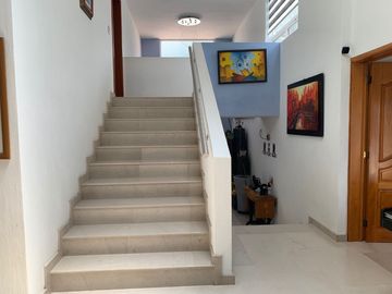 INCREÍBLE CASA EN VENTA EN 