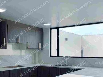 Venta de casa por estrenar