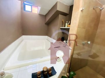 Venta Casa en Fraccionamiento Cerrado