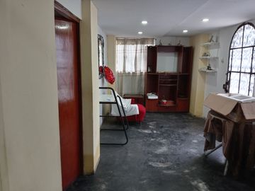 ¡Vendo Casa en Esquina! Av. Grau (ex Buenos Aires) 94m2