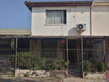 Venta de casa en Talagante, Villa Invasa. $180.000.000.