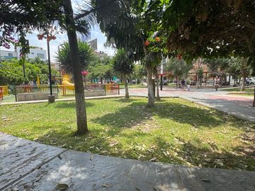 venta de casa como terreno en ingenieria a espaladas de habich us$ 170,000