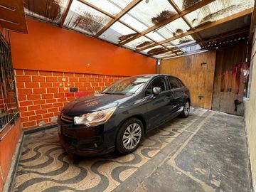 venta de casa como terreno en ingenieria a espaladas de habich us$ 170,000