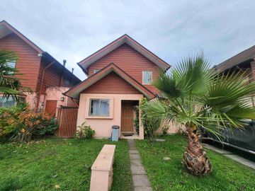 CASA MODELO SALAMANCA EN AVENIDA PRINCIPAL DE VALLE NOBLE, CONCEPCIÓN.