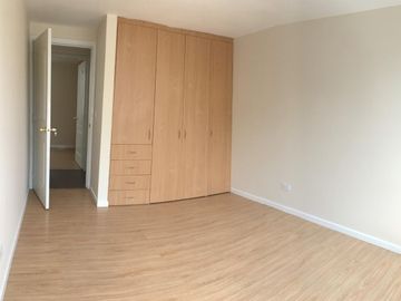 Vendo $69.000 amplio Departamento en Carcelen cerca Hosp. San Francisco IESS