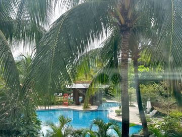 FOR SALE: 3 Bedroom in Two Roxas Triangle, Makati CBD