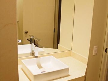 Luminoso departamento  de 3 dormitorios, amplia terraza en venta