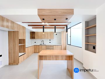 Casa a estrenar de lujo en venta al sur de la ciudad