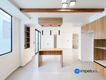 Casa a estrenar de lujo en venta al sur de la ciudad