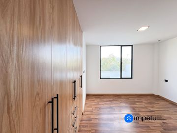 Casa a estrenar de lujo en venta al sur de la ciudad