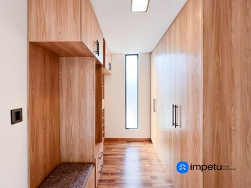 Casa a estrenar de lujo en venta al sur de la ciudad