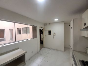 SE VENDE AMPLIO Y ACOGEDOR DEPARTAMENTO EN SANTIAGO DE SURCO
