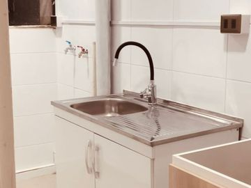 HERMOSO DEPARTAMENTO UBICADO EN CUARTO PISO -CALLE SAN PABLO- METRO PUDAHUEL.