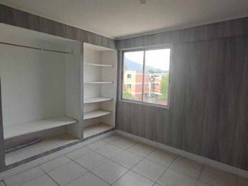 Lindo Depto. 3er piso en Urmeneta-Recoleta con Excelente Conectividad