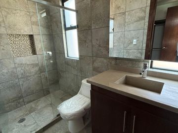 Casa en venta en sendero del fresno