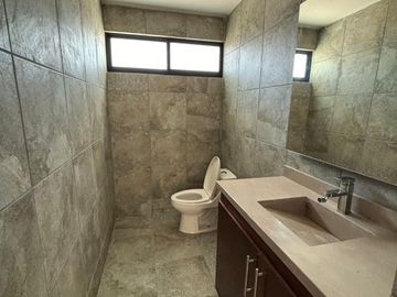 Casa en venta en sendero del fresno