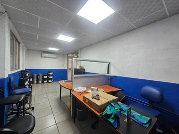 Bodega industrial en venta, vía Daule