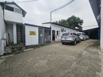 Bodega industrial en venta, vía Daule