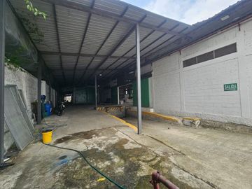 Bodega industrial en venta, vía Daule