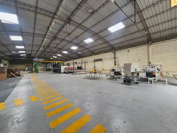 Bodega industrial en venta, vía Daule