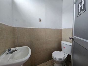 Bodega industrial en venta, vía Daule