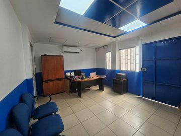 Bodega industrial en venta, vía Daule