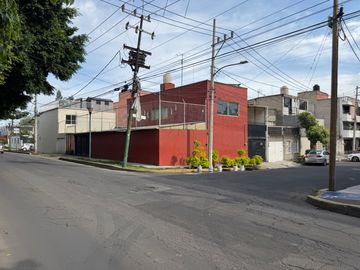 ¡Gran Oportunidad para Inversionistas y Desarrolladores! Casa en VENTA
