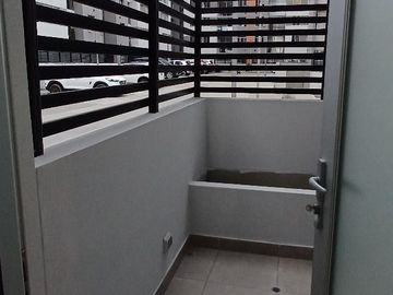 🏡 Departamento Moderno de 72 m² en Primer Piso – Condominio Alto Benavides, Cercado de Lima